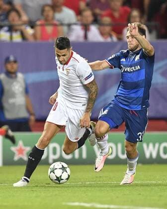 Sevilla FC - Olimpique Lyonnais ,Champions League, 27-09-206, Vitolo Maciej Ribus, estadio Sanchez Pizjuan, segunda match day fase de grupo, Spain ,  xx xSevillaxFCx-xOlympiquexLyonnais,xChampionxLeaguex2016 17x