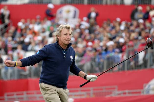 Golf, Prominente beim Ryder Cup 2016 in Chaska in Aktion GOLF - Ryder Cup 2016 CHASKA,MINNESOTA,USA,27.SEP.16 - GOLF - Ryder Cup, Hazeltine National Golf Club. Image shows Nigel Lythgoe. GEPAxpictures xDanielxGoetzhaber