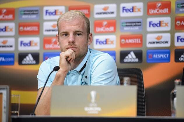 Ajax s Davy Klaassen pictured during a press conference PK Pressekonferenz of Dutch soccer team Ajax Amsterdam in Amsterdam, The Netherlands, Wednesday 28 September 2016. Tomorrow Ajax is playing the second game of the group stage of the Europa League competition against Belgian club Standard de Liege . NICOLASxLAMBERT  x04942461x