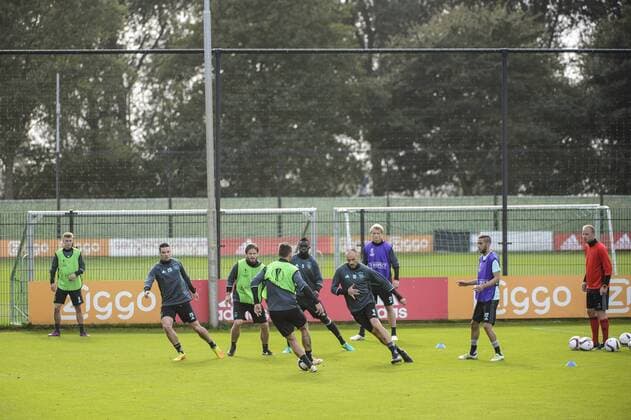 Ajax s players in action at a training session of Dutch soccer team Ajax Amsterdam in Amsterdam, The Netherlands, Wednesday 28 September 2016. Tomorrow Ajax is playing the second game of the group stage of the Europa League competition against Belgian club Standard de Liege . NICOLASxLAMBERT  x04942630x