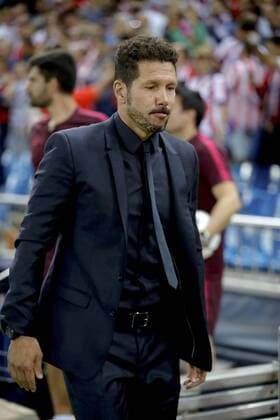 Atletico de Madrid s Argentinian coach Diego Simeone before the UEFA Champions League second journey match between Atletico de Madrid and Bayern Munich, at Vicente Calderon stadium in Madrid, Madrid s Community, Spain, 28 September 2016. ATLETICO MADRID VS. BAYERN MUNICH !ACHTUNG: NUR REDAKTIONELLE NUTZUNG!  MAD003 20160928-636106935748654940