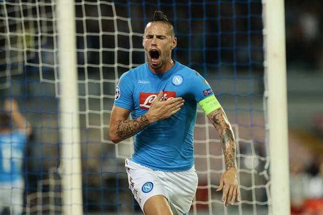 Themen der Woche - SPORT Bilder des Tages - SPORT Marek Hamsik Napoli, goal celebration Football Calcio UEFA Champions League 2016 2017 Group B. Napoli - Benfica Foto CesarexPurini Insidefoto cesarexpurini