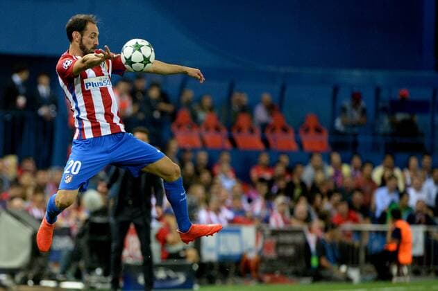Bilder des Tages - SPORT MADRID,SPAIN: Juanfran, 20 of Atletico de Madridduring the UEFA Champions League Group D match between Atletico de Madrid and Bayern Munchen at Estadio Vicente Calderon on 28 09 2016, in MADRID, SPAIN. Photo by Sonia Canada Cordon Press  xSoniaxCanadax xx