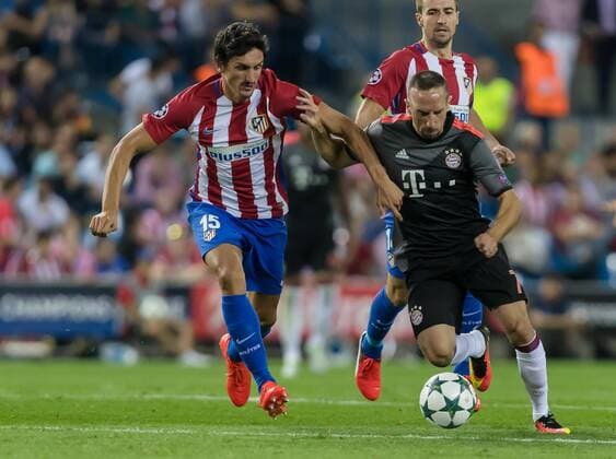 Madrid, Spain 28.09.2016, UEFA Champions League - 2016 17 Season, Group D - Matchday 2, Atletico Madrid - FC Bayern Muenchen, Stefan Savic (ATL) gegen Franck Ribery (FCB) ( DeFodi048