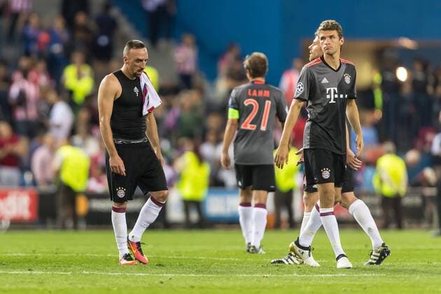 Madrid, Spain 28.09.2016, UEFA Champions League - 2016 17 Season, Group D - Matchday 2, Atletico Madrid - FC Bayern Muenchen, enttaeuscht, enttaeuschung, Franck Ribery (FCB) Thomas Mueller (FCB) ( DeFodi048