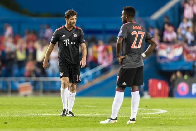 Madrid, Spain 28.09.2016, UEFA Champions League - 2016 17 Season, Group D - Matchday 2, Atletico Madrid - FC Bayern Muenchen, enttaeuscht, enttaeuschung, Xabi Alonso (FCB) David Alaba (FCB) ( DeFodi048