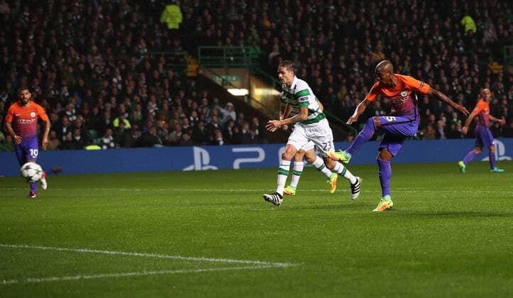 Football - 2016 2017 Champions League - Group C: Celtic vs Manchester City at Celtic Park Fernandinho of Manchester City scoring his teams first goal. COLORSPORT LYNNE CAMERON 