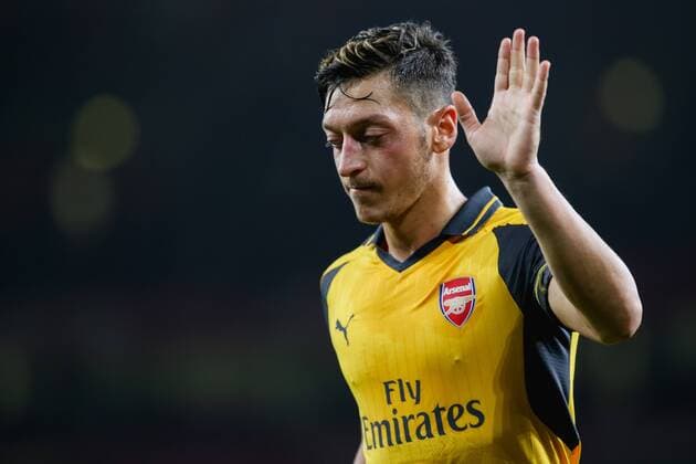 Mesut Ozil (Arsenal), SEPTEMBER 28, 2016 - Football Soccer : Mesut Ozil of Arsenal reacts to the fans during the UEFA Champions League Group Stage match between Arsenal and FC Basel at Emirates Stadium in London, England. Noxthirdxpartyxsales  (mdga012073)