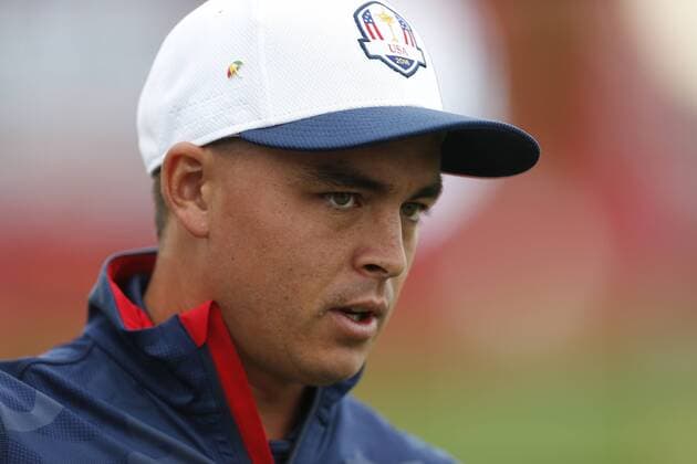 Sep 28, 2016: Chaska, MN, USA; Rickie Fowler practices on the driving range for the 2016 Ryder Cup at Hazeltine National Golf Club. (Photo by Brian Spurlock Icon Sportswire) GOLF: SEP 28 PGA Golf Herren - Ryder Cup - Practice Round Icon1609288072 EDITORIAL USE ONLY