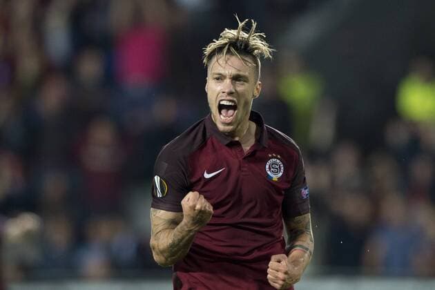 Bilder des Tages - SPORT Vaclav Kadlec of Sparta celebrates a goal during the European Football League second round group K match, Sparta Praha vs Inter Milan in Prague, Czech Republic, September 29, 2016. (CTKxPhoto MichalxKamaryt) CTKPhotoP201609290965301  kmt 5