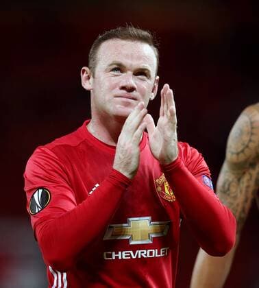 Wayne Rooney of Manchester United ManU applauds the fans at full time during the UEFA Europa League match at Old Trafford Stadium, Manchester. Picture date: September 29th, 2016. Pic Matt McNulty Sportimage EDITORIAL USE ONLY. No use with unauthorised audio, video, data, fixture lists, club league logos or live services. Online in-match use limited to 120 images, no video emulation. No use in betting, games or single club league player publications.