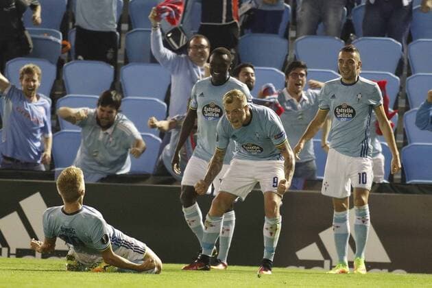 Fußball, EL, Celta de Vigo - Panathinaikos Athen Wass. Europa League match between Celta Vigo and Panathinaikos Athen. In this picture, Wass celebrates his goal. xJORGExLANDINx 
