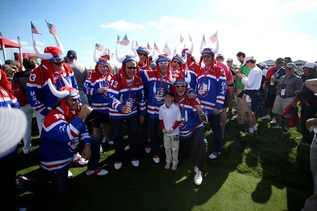 Bilder des Tages - SPORT GOLF - Ryder Cup 2016 CHASKA,MINNESOTA,USA,29.SEP.16 - GOLF - Ryder Cup, Hazeltine National Golf Club, opening ceremony. Image shows fans. GEPAxpictures xDanielxGoetzhaber