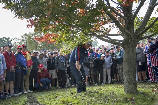 USA team member Phil Mickelson hits from the deep rough on the 10th fairway on day 1 of the 2016 Ryder Cup at Hazeltine National Golf Club in Chaska, Minnesota on September 30, 2016.  MIN20160930334 KEVINxDIETSCH