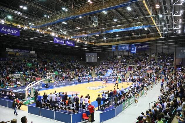 Spielfeld in der Fraport Arena - 02.10.2016: Fraport Skyliners vs. Eisbären Bremerhaven, Fraport Arena Frankfurt