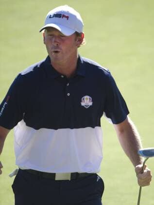 Golf, Ryder Cup 2016 in Chaska October 2, 2016: Chaska, MN, USA; Brandt Snedeker celebrate winning the sixteenth hole during the singles matches of the 2016 Ryder Cup at Hazeltine National Golf Club in Chaska, MN. Team USA wins 17-11 over Team Europe.(Photo by Marilyn Indahl Icon Sportswire) GOLF: OCT 02 PGA Golf Herren - Ryder Cup - Day Three Icon198161002005 EDITORIAL USE ONLY