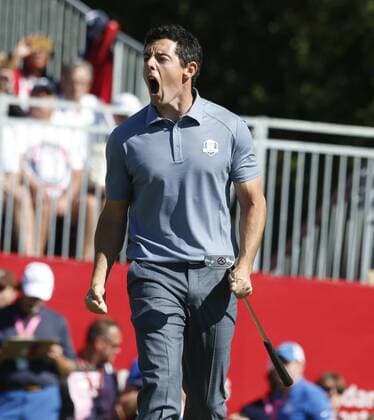 Golf, Ryder Cup 2016 in Chaska Oct 2, 2016: Chaska, MN, USA; Rory McIlroy reacts to making a putt on the 6th hole during the Day 3 Final Round matches for the 2016 Ryder Cup at Hazeltine National Golf Club. (Photo by Brian Spurlock Icon Sportswire) GOLF: OCT 02 PGA Golf Herren - Ryder Cup - Day Three Icon1610028773 EDITORIAL USE ONLY