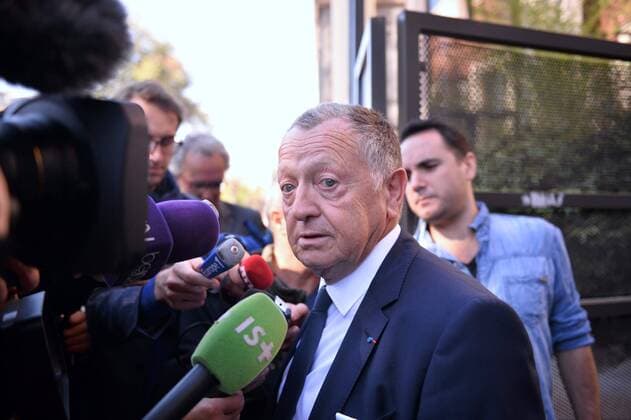Fußball, Frankreich: LFP Pressekonferenz Jean Michel Aulas (pdt Lyon) - Fussball Frankreich, Pressetermin französische Fussballbund LFP - 05 10 2016 AnthonyBIBARD FEP Panoramic 