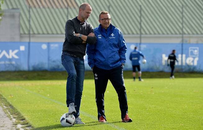 05.10.2016, xfux, Fussball 1.Bundesliga, SV Darmstadt 98 Training, emspor emonline, v.l. Sportdirektor, Sportlicher Leiter Holger Fach (SV Darmstadt 98), Trainer Norbert Meier (SV Darmstadt 98) Darmstadt