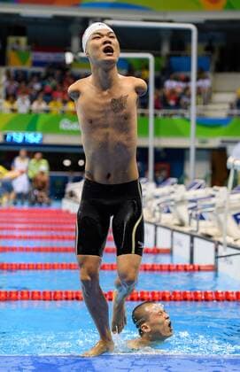Sep 8, 2016 - Rio de Janeiro, Brazil - Tao Zheng CHN wins the Men s 100 Backstroke S6 in the Olympic Aquatics Stadium. The Paralympic Games, Rio de Janeiro, Brazil, Thursday 8th September 2016. 2016 Rio Paralympic Games - Day One - ZUMAz03_