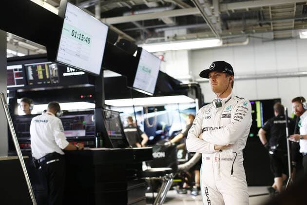 Motorsports: FIA Formula One World Championship WM Weltmeisterschaft 2016, Grand Prix of Japan, 6 Nico Rosberg (GER, Mercedes AMG Petronas Formula One Team), xHOCHxZWEIx