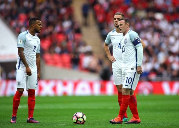 08.10.2016. Wembley Stadium, London, England. FIFA World Cup WM Weltmeisterschaft Fussball Qualifying Football. England versus Malta. England Forward Wayne Rooney chats to team mate Henderson as he prepares to take a free kick xMarkxKertonx  ActionPlus11798062