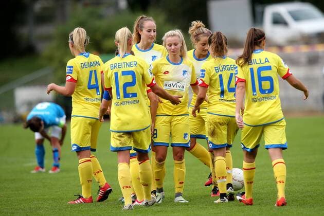 Jubel nach dem 0:1 von Kristin Demann ( TSG 1899 Hoffenheim ), VfL Sindelfingen vs. TSG 1899 Hoffenheim, Frauen, DFB Pokal 2.Runde, 09.10.2016, Foto:Langer EibnerPressefoto Sindelfingen Copyright: xLanger Eibner-Pressefotox EP_HLR