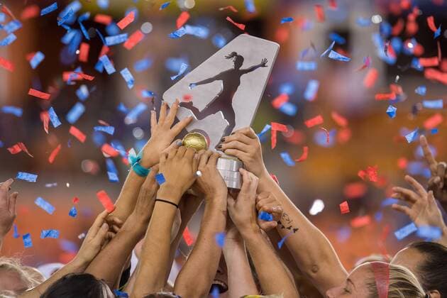 October 9, 2016: Western New York raises the trophy and celebrates their victory as confetti falls after the NWSL Championship game between the Washington Spirit and the Western New York Flash at BBVA Compass Stadium in Houston, TX. Western New York won on penalty kicks (3-2) after the 2nd overtime period ended with a 2-2 score... CSM NWSL Soccer Championship 2016: Washington Spirit vs Western New York Flash OCT 09 - ZUMAc04_