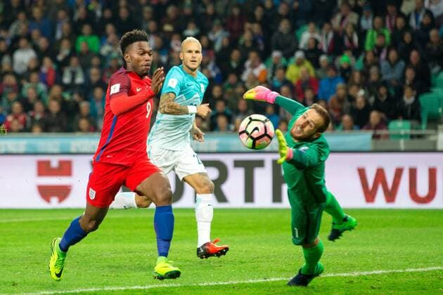 SOCCER - FIFA World Cup WM Weltmeisterschaft Fussball 2018 quali, SLO vs ENG LJUBLJANA,SLOVENIA,11.OCT.16 - SOCCER - FIFA World Cup 2018, european qualifiers, international match Länderspiel Slovenia vs England. Image shows Daniel Sturridge (ENG) and Jan Oblak (SLO). GEPAxpictures xMaticxKlansek