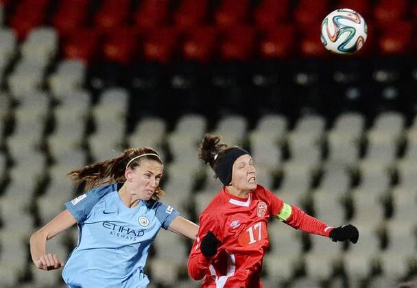 PERM, RUSSIA â€“ OCTOBER 12, 2016: Manchester City s Jill Scott (L) and Zvezda 2005 Perm s Darya Apanashchenko fight for the ball in the second leg of their 2016 17 Season UEFA Women s Champions League Round of 32 football match at Zvezda Stadium. FC Manchester City won the game 4-0. Donat Sorokin TASS  TS03450B