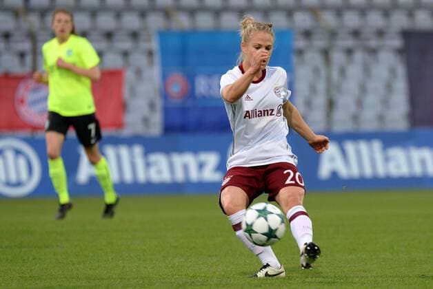 v.li.: Leonie Maier (FC Bayern München, FCB, 20) , Fussball, UEFA Women s Champions League, FC Bayern München - Hibernian Ladies FC Edinburgh, xslx