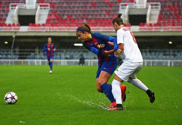 October 12, 2016 - Barcelona, Spain - Alexia Putellas and Anna Kozyupa during the womens Champions league match between F.C. Barcelona v F.C. Minsk, in Barcelona, on October 12, 2016. Photo: Urbanandsport Nurphoto FC Bacelona v FC Minsk - Women Champions League  - ZUMAn230