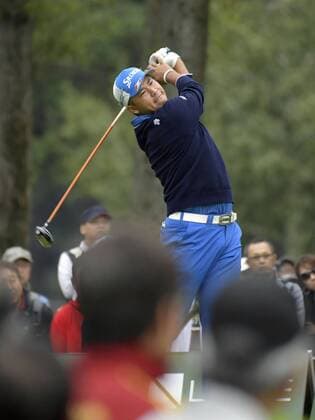 Golf: Matsuyama in tie for 15th after Japan Open 1st round Hideki Matsuyama tees off on the 15th hole during the first round of the Japan Open at Sayama Golf Club in Iruma, Saitama Prefecture, on Oct. 13, 2016. Matsuyama shot a 1-over 71 to tie for 15th place. 