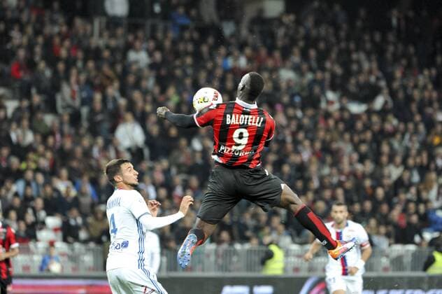 Fußball, OGC Nizza - Olympique Lyon Mario Balotelli (OGC Nice) FOOTBALL : OGC Nice vs Lyon - Ligue 1 - 14 10 2016 NorbertScanella 