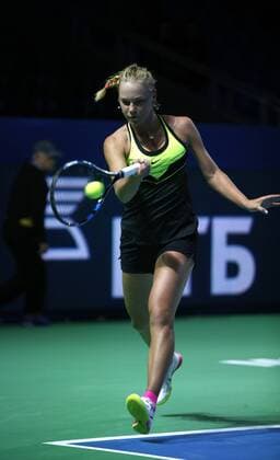 RUSSIAN FEDERATION. Moscow. 15 oct.2016. complex OLympic (Indoore stadium). XXVII Anniversary International tennis tournament VTB Kremlin Cup 2016. Women, Singles. PERVUSHINA Olesya (RUS) vs PODORSKA Nadia (ARG). PERVUSHINA Olesya (RUS) 
