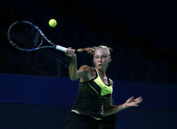 RUSSIAN FEDERATION. Moscow. 15 oct.2016. complex OLympic (Indoore stadium). XXVII Anniversary International tennis tournament VTB Kremlin Cup 2016. Women, Singles. PERVUSHINA Olesya (RUS) vs PODORSKA Nadia (ARG). PERVUSHINA Olesya (RUS) 