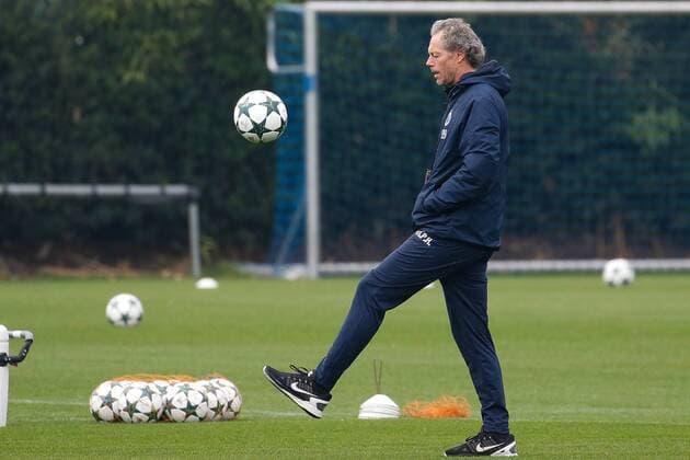 Club s head coach Michel Preud homme pictured during a training session of Belgian first division soccer team Club Brugge KV in Brugge, Monday 17 October 2016. Brugge is preparing for the third game in the UEFA Champions League competition against Portugese club Porto tomorrow. BRUNOxFAHY  x04958933x