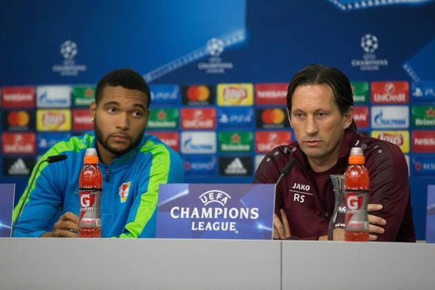 Bilder des Tages - SPORT Jonathan Tah ( 4, Bayer 04 Leverkusen) und Roger Schmidt (Trainer, Bayer 04 Leverkusen), Pressekonferenz Bayer 04 Leverkusen, Fussball, UEFA Champions League, 17.10.2016, Leverkusen Copyright: xDeutzmannx xEibner-Pressefotox EP_cdn