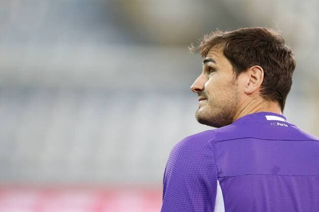 Porto s goalkeeper Iker Casillas pictured during a training session of Portugese first division soccer team FC Porto in Brugge, Monday 17 October 2016. Club Brugge and FC Porto are preparing for the third game in the UEFA Champions League competition tomorrow. BRUNOxFAHY  x04959289x