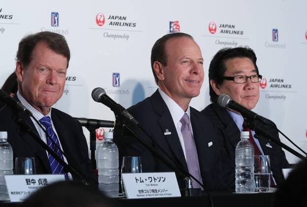 October 18, 2016, Tokyo, Japan - (L-R) US golf legend Tom Watson, PGA Golf Herren TOUR Champions president Greg McLaughlin and Japan Airlines president Yoshiharu Ueki announce a PGA TOUR tournament will be held in Japan next year at a press conference PK Pressekonferenz in Tokyo on Tuesday, October 18, 2016. The Japan Airlines championship, the first ever PGA TOUR sanctioned event to be played in JApan will be held at the Narita Golf Club, suburban Tokyo in September 2017. Noxthirdxpartyxsales  (lwxa005464)