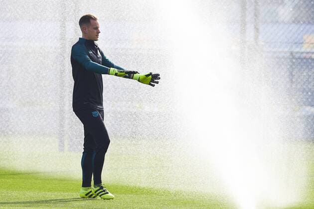 18.10.2016, xslx, Fussball UEFA Champions League, FC Barcelona Barca - FC Manchester City, emspor, v.l. Marc-Andre Ter Stegen (FC Barcelona) Barcelona