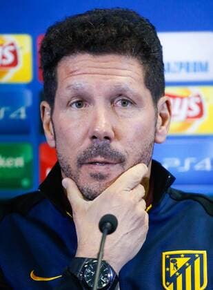 FuÃŸball, CL, PK Atletico Madrid in Rostow ROSTOV-ON-DON, RUSSIA - OCTOBER 18, 2016: FC Atletico Madrid manager Diego Simeone looks on at a news conference on the upcoming 2016 17 Season UEFA Champions League Group D Round 3 football match against FC Rostov. Valery Matytsin TASS  TS034D4B