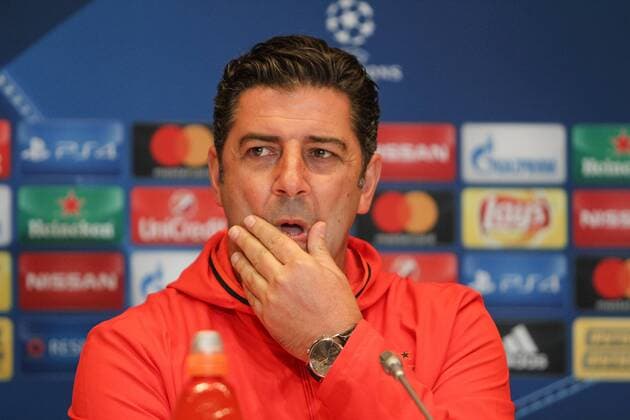 October 18, 2016 - Kiev, Ukraine - Head coach of S.L. Benfica Rui VitoÂ³ria gives press conference PK Pressekonferenz ahead of Champions League Group B match with FC Dynamo Kyiv at NSK Olimpiyskyi in Kyiv, Ukraine, October 18, 2016. SL Benfica Press Conference - UEFA Champions League  - ZUMAn230 20161018_zaa_n230_039