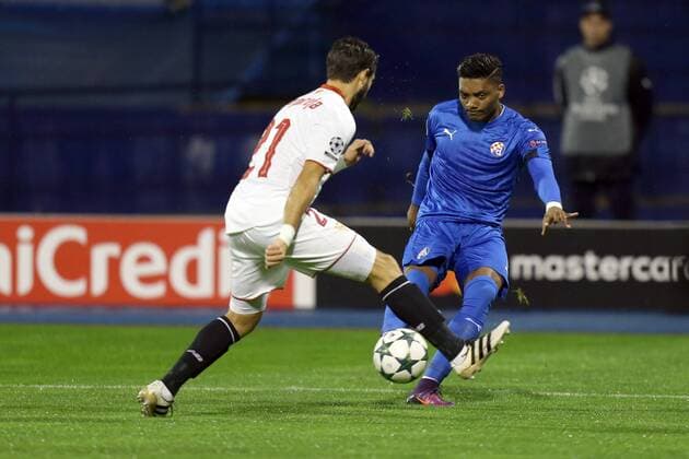UEFA Champions League, GNK Dinamo - Sevilla 18.10.2016., Maksimir Stadium, Zagreb - UEFA Champions League, Group H, Round 3, GNK Dinamo - Sevilla FC.Junior Fernandes; Nicolas Pareja  DaliborxUrukalovic PIXSELL