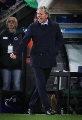 Club s head coach Michel Preud homme gestures during the third game of the group stage of the UEFA Champions League competition between Belgian first division soccer team Club Brugge KV and Portugese club FC Porto in Brugge, Tuesday 18 October 2016. VIRGINIExLEFOUR  x04959781x