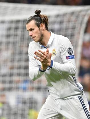 Gareth Bale (Real Madrid) celebrates scoring a goal during the UEFA Champions League match between Real Madrid and Legia Warszawa played at Estadio Santiago Bernabeu, Madrid - FOTO : J.M.Colomo  xJ.M.Colomox xx