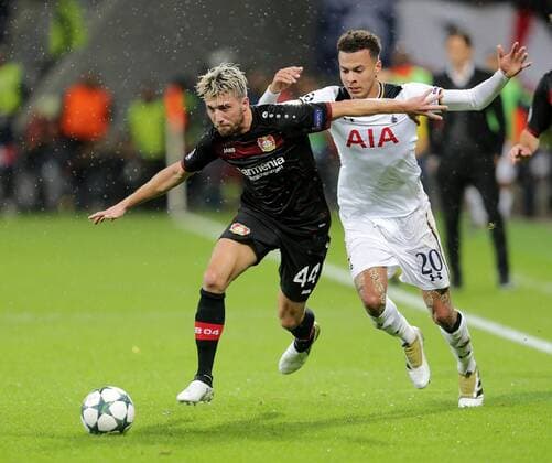 GER, UEFA CL, Bayer 04 Leverkusen (GER) vs Tottenham Hotspur (GB) 18.10.2016, BayArena, Leverkusen, GER, UEFA CL, Bayer 04 Leverkusen (GER) vs Tottenham Hotspur (GB) Kevin Kampl (Leverkusen), Dele Alli (Tottenham) nordphotoxBratic