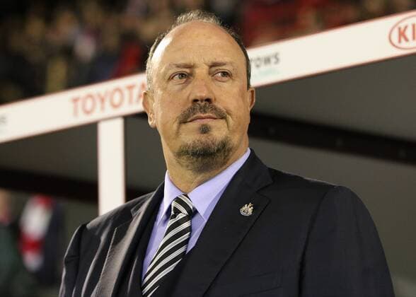 18.10.2016. Oakwell, Barnsley, England. Skybet Championship Football. Barnsley versus Newcastle. Newcastle s Manager Rafa Ben& xed;tez xKurtxFairhurstx  ActionPlus11801274