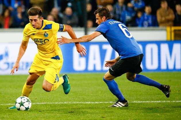 Porto s midfielder Hector Herrera and Porto s midfielder Ruben Neves fight for the ball during the third game of the group stage of the UEFA Champions League competition between Belgian first division soccer team Club Brugge KV and Portugese club FC Porto in Brugge, Tuesday 18 October 2016. KURTxDESPLENTER  x04959804x