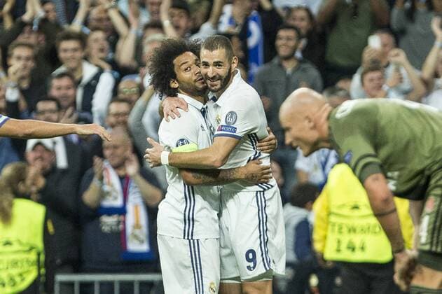 Real Madrid s Karim Benzema Real Madrid s Marcelo Vieira during the match of UEFA Champions League group stage between Real Madrid and Legia de Varsovia at Santiago Bernabeu Stadium in Madrid, Spain. October 18, 2016.  (20161018027)